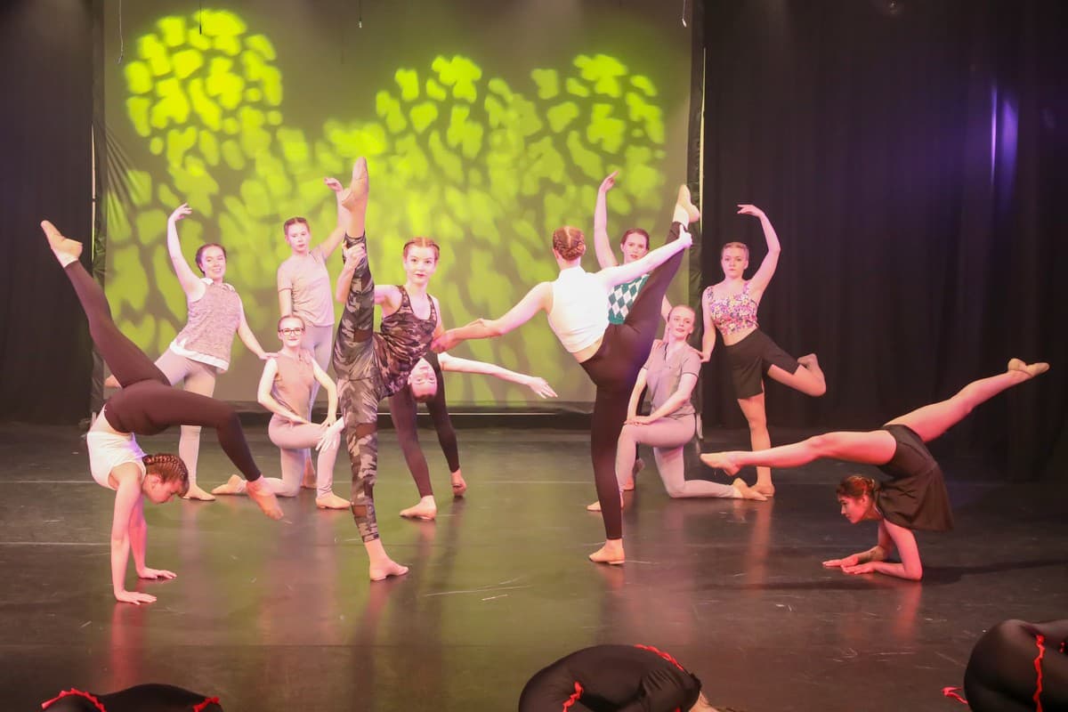 show image